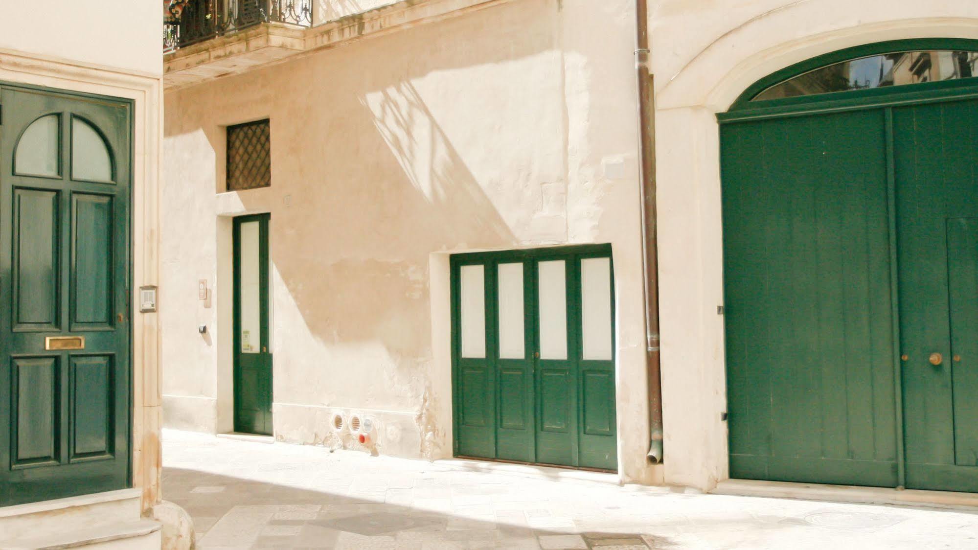 Sacre Bleu Apartments Lecce Exterior foto
